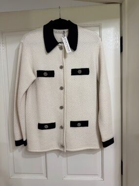 New with Tags $560 Alice+Olivia Off White/Bl Knit Jacket/Sweater/Caridgan S/XS